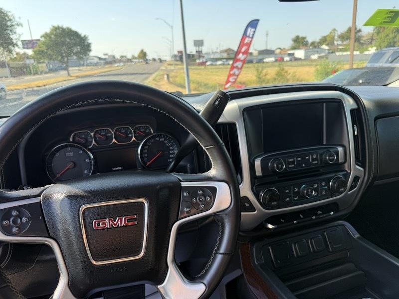GMC Sierra 1500 4WD Crew Cab 147" SLT 2018