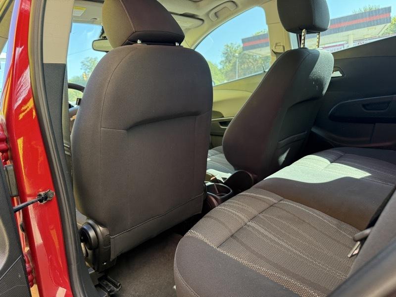 Chevrolet Sonic LT Auto 5-Door 2015
