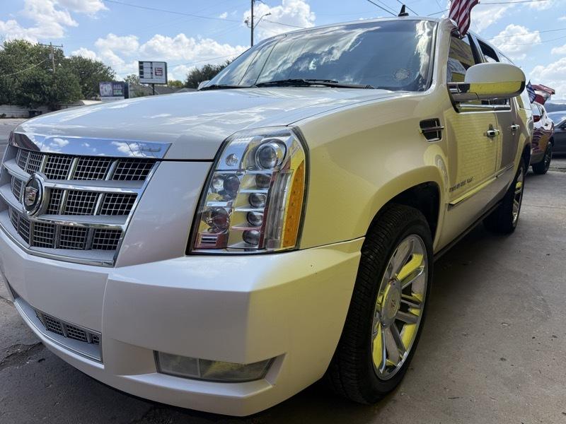 Cadillac Escalade ESV AWD Platinum 2013