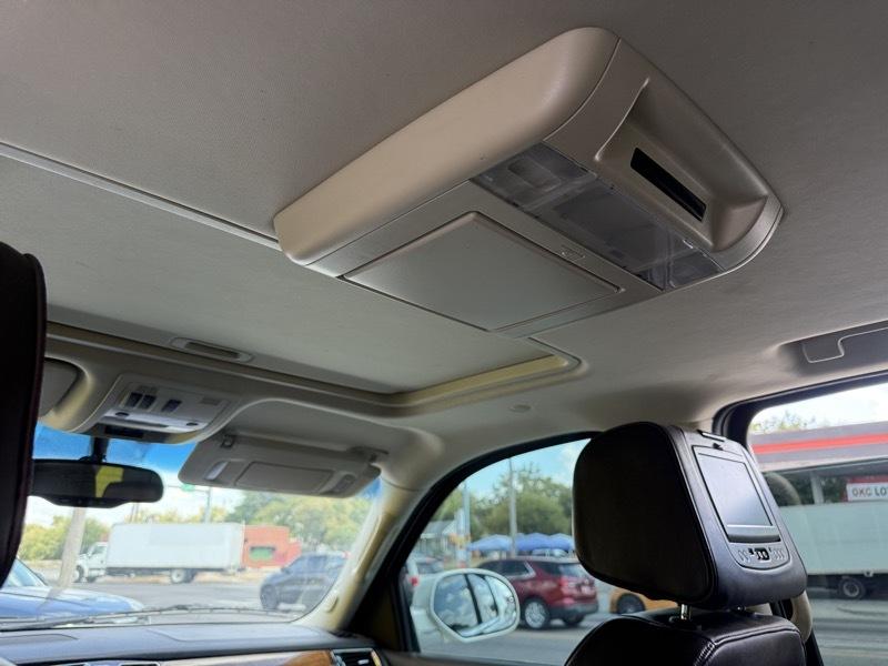Cadillac Escalade ESV AWD Platinum 2013