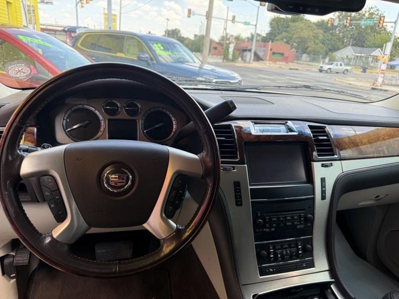 Cadillac Escalade ESV AWD Platinum 2013
