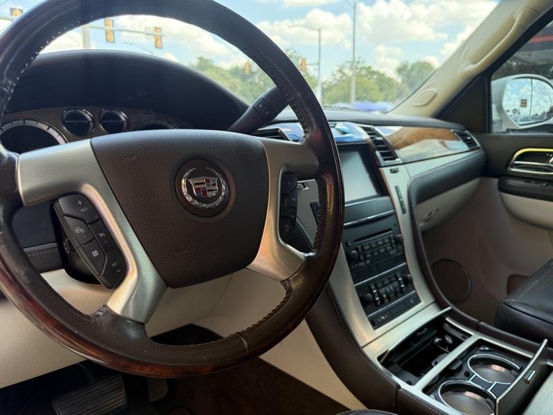 Cadillac Escalade ESV AWD Platinum 2013