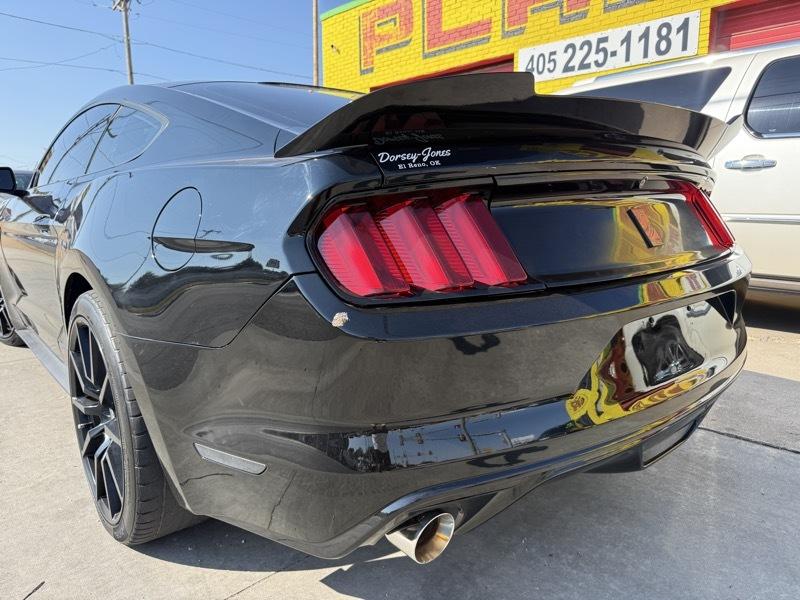 Ford Mustang V6 Coupe 2015