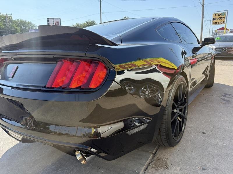 Ford Mustang V6 Coupe 2015