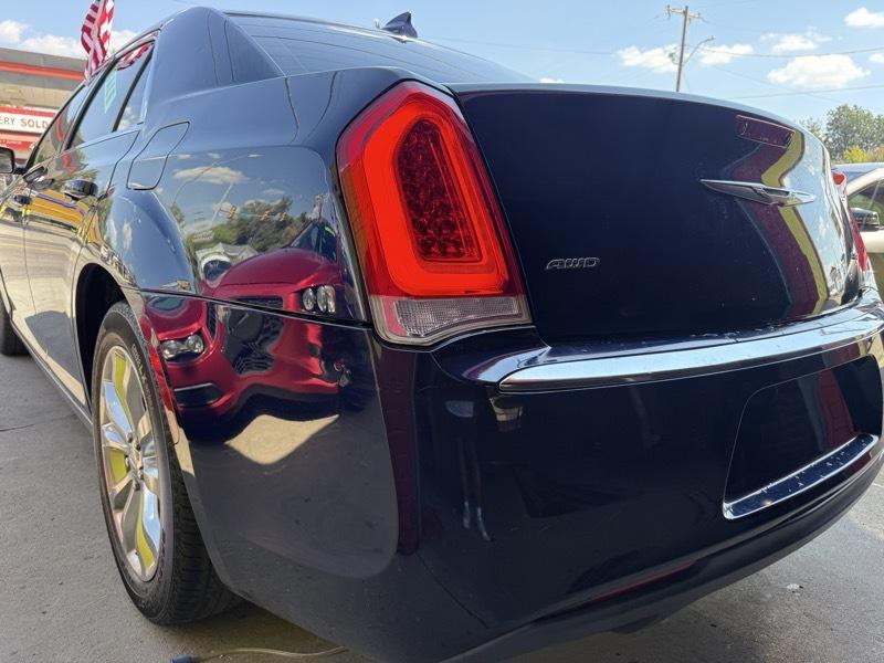 Chrysler 300 Limited AWD 2017