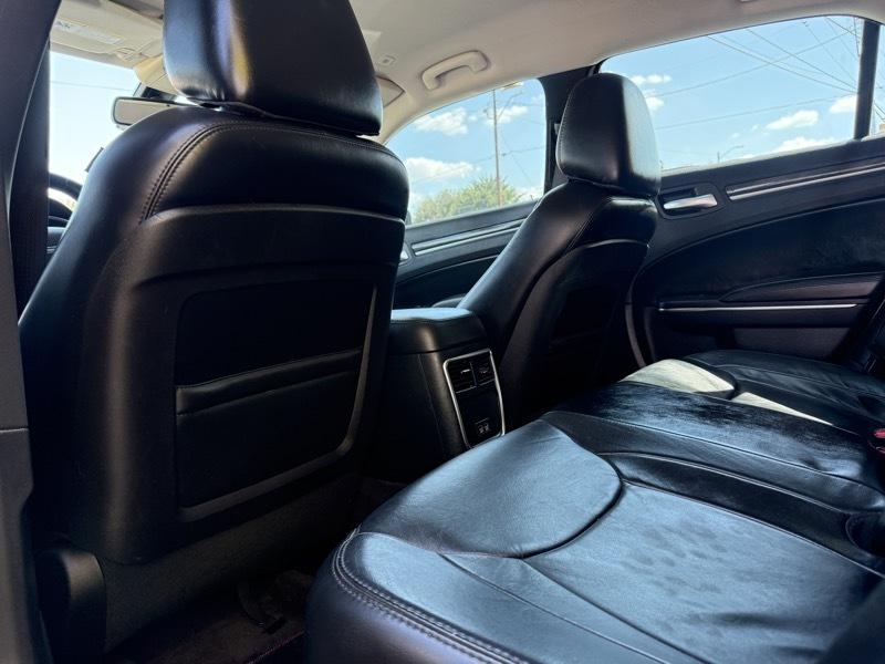 Chrysler 300 Limited AWD 2017
