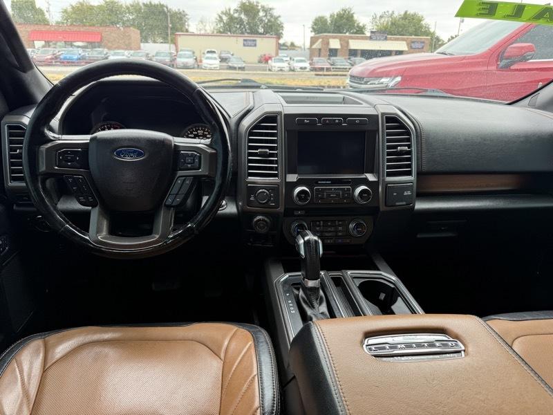 Ford F-150 4WD SuperCrew 145" Platinum 2017
