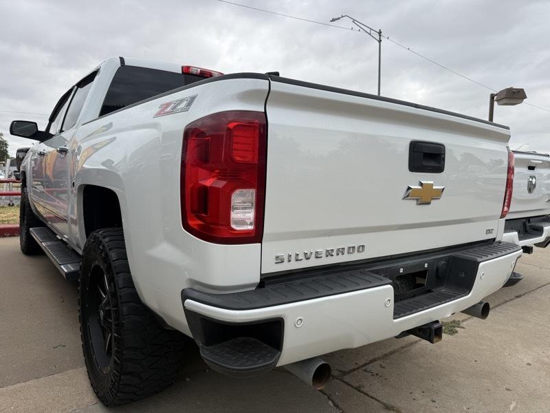 Chevrolet Silverado 1500 LTZ Crew Cab 4WD 2017