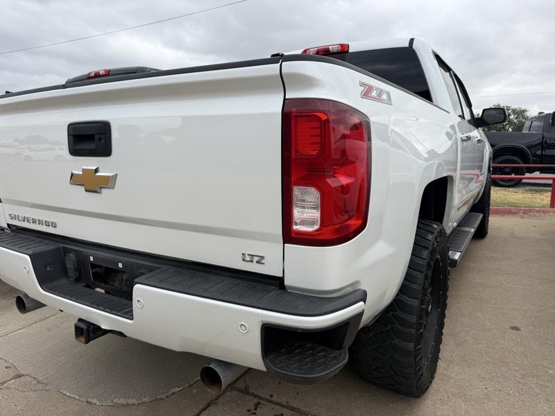 Chevrolet Silverado 1500 LTZ Crew Cab 4WD 2017