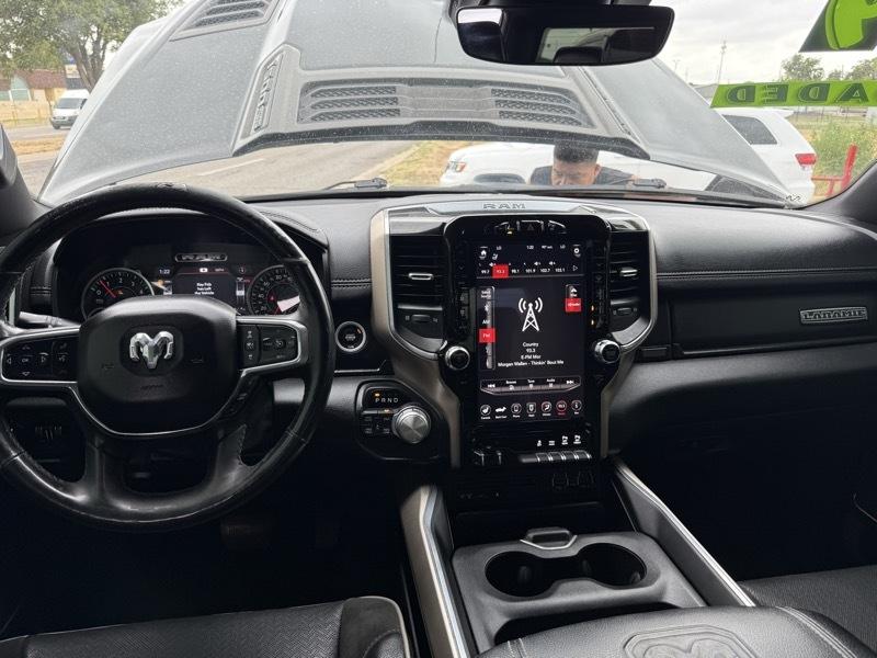 RAM 1500 Laramie Crew Cab SWB 4WD 2019