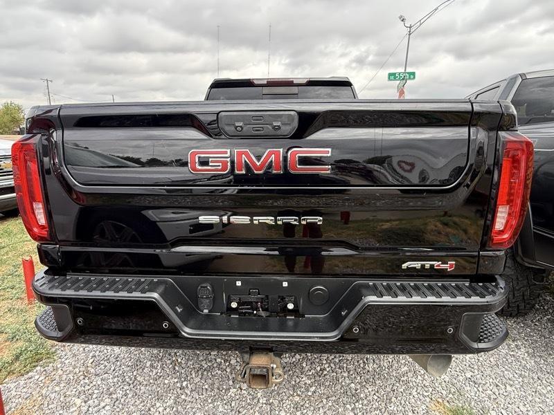 GMC Sierra 2500HD AT4 Crew Cab Long Box 4WD 2020
