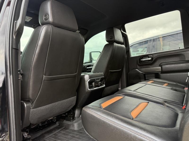 GMC Sierra 2500HD AT4 Crew Cab Long Box 4WD 2020
