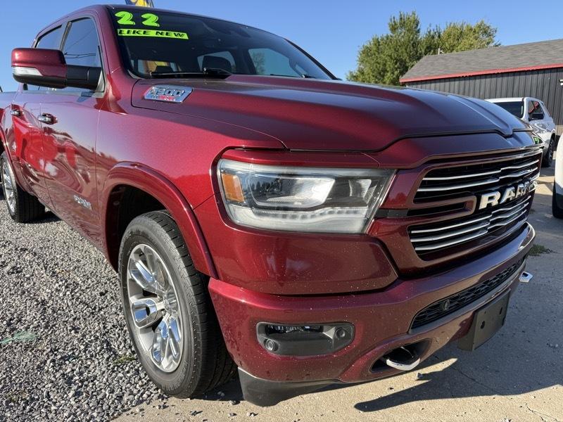 RAM 1500 Laramie Crew Cab SWB 2WD 2022