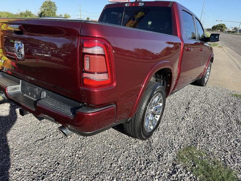 RAM 1500 Laramie Crew Cab SWB 2WD 2022