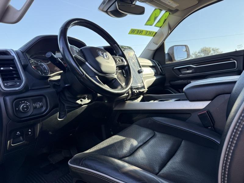 RAM 1500 Laramie Crew Cab SWB 2WD 2022