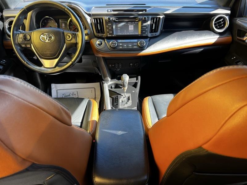 Toyota RAV4 AWD 4dr SE (Natl) 2016