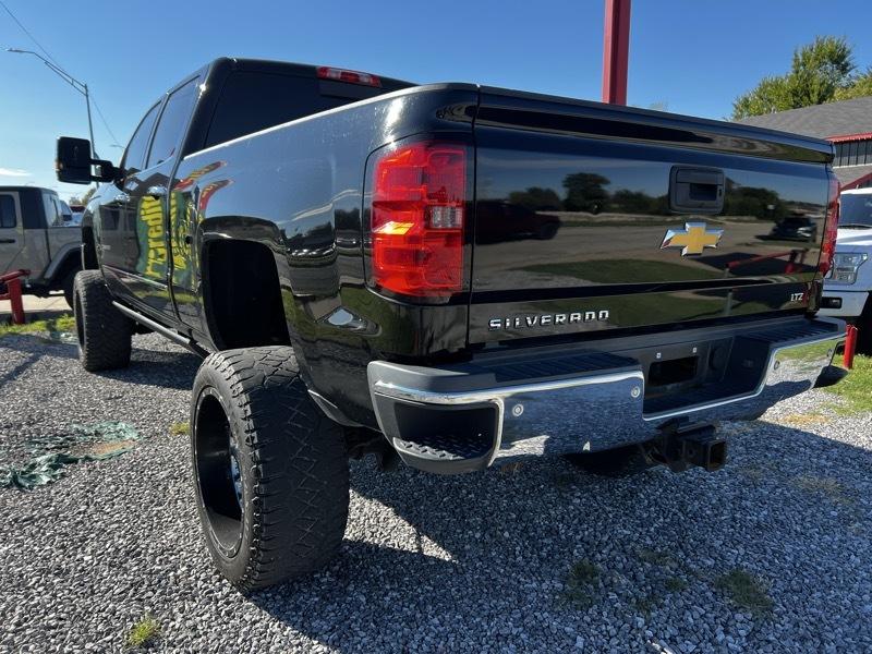 Chevrolet Silverado 2500HD 4WD Crew Cab 153" LTZ 2015