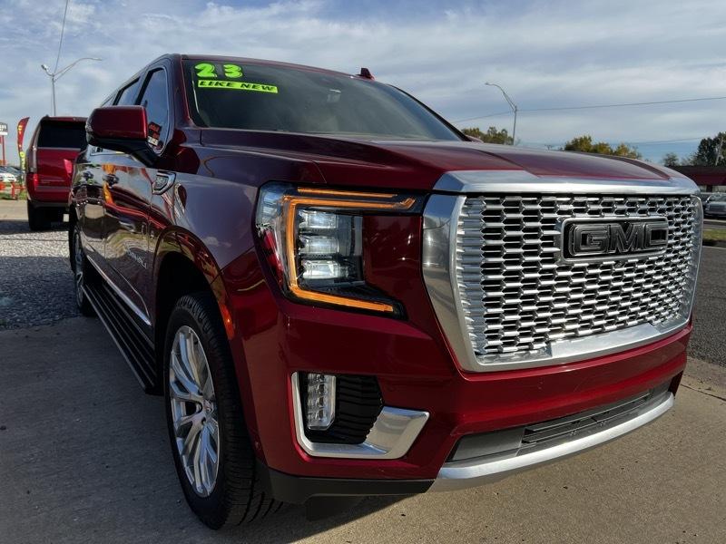 GMC Yukon XL 1500 Denali 4D SUV 4WD 2023