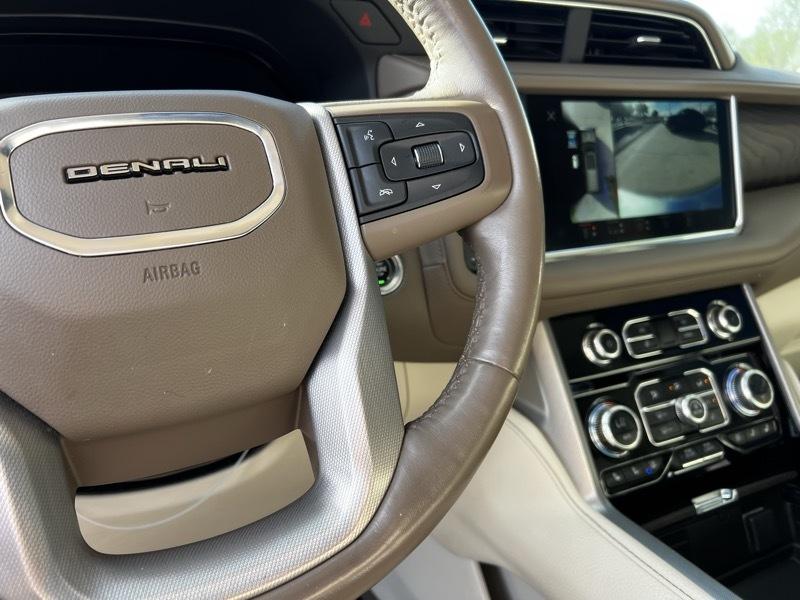 GMC Yukon XL 1500 Denali 4D SUV 4WD 2023