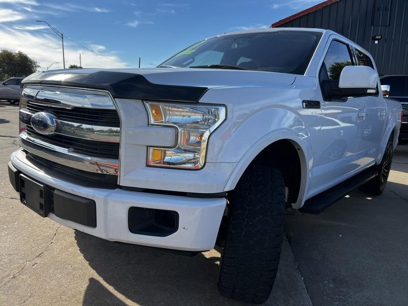 Ford F-150 4WD SuperCab 163" Lariat 2017