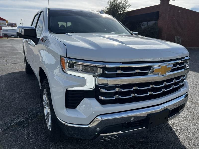 2024 Chevrolet Silverado 1500HD Crew Cab 156.0" WB 4WD LT