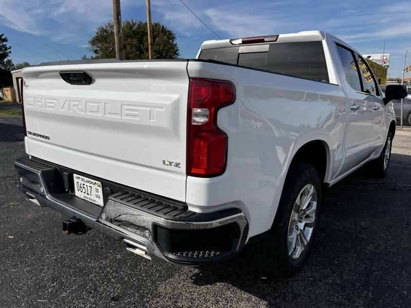 Chevrolet Silverado 1500HD Crew Cab 156.0" WB 4WD LT 2024