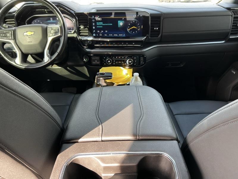 Chevrolet Silverado 1500HD Crew Cab 156.0" WB 4WD LT 2024