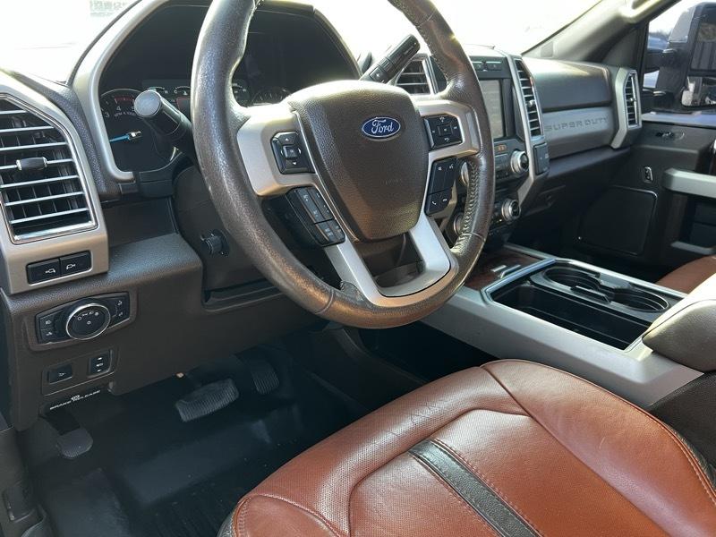 Ford F-250 HD Crew Cab 4dr 152.2" WB 4WD 2018