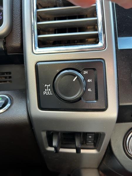 Ford F-250 HD Crew Cab 4dr 152.2" WB 4WD 2018