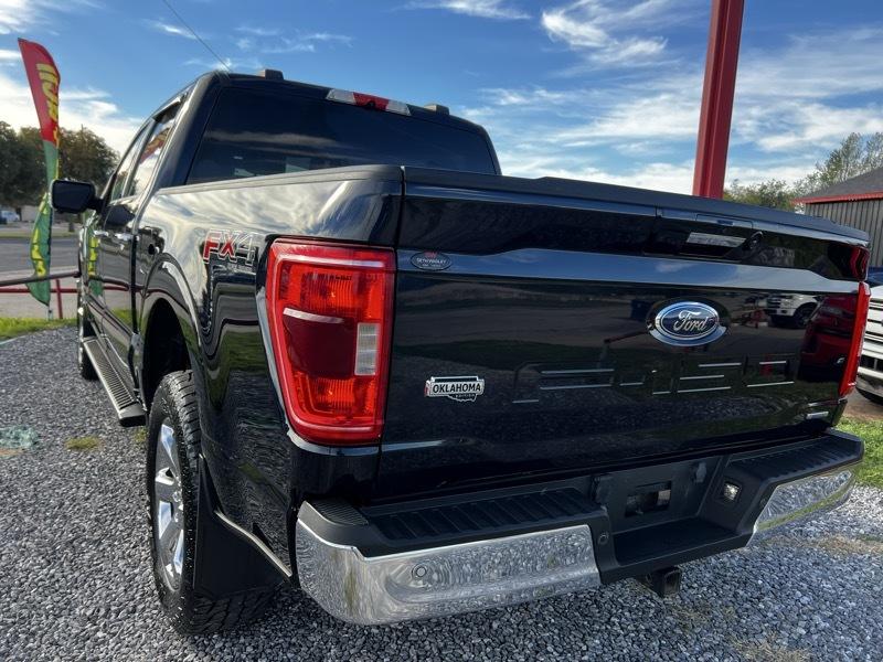 Ford F-150 4WD SuperCab 133" XLT 2021