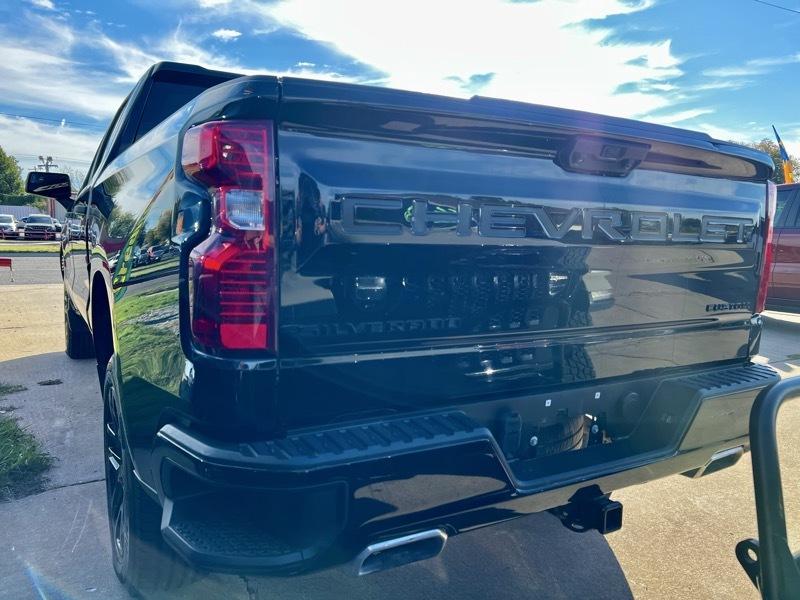 Chevrolet Silverado 1500 Crew Cab Crew Cab 143.5" WB 4WD LT 2022