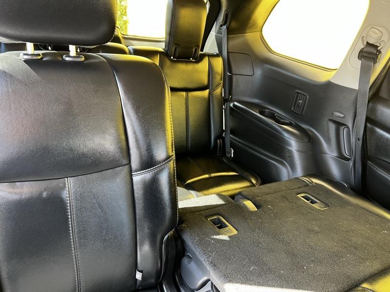 Nissan Pathfinder SV 4WD 2015