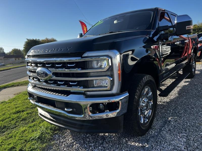 Ford F-250 SD FX4 Crew Cab 4WD 2023