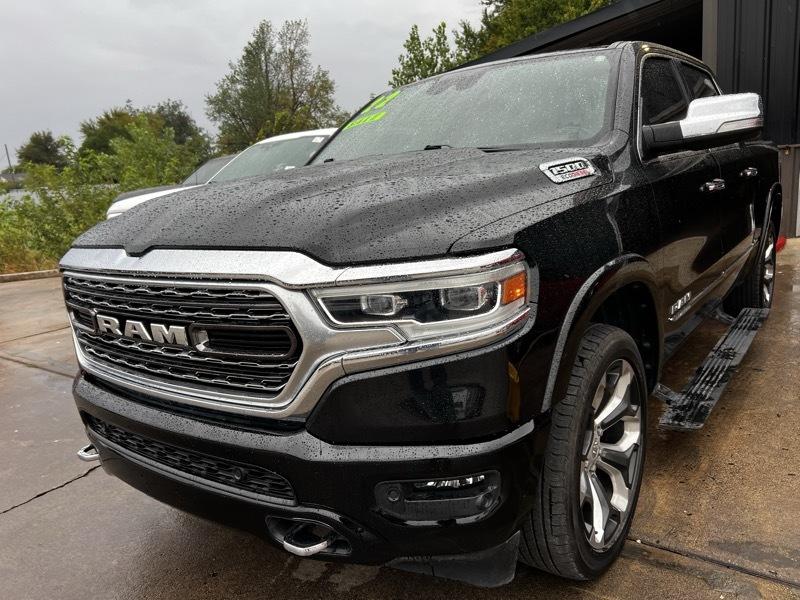 RAM 1500 4WD Crew Cab 149" Limited 2022