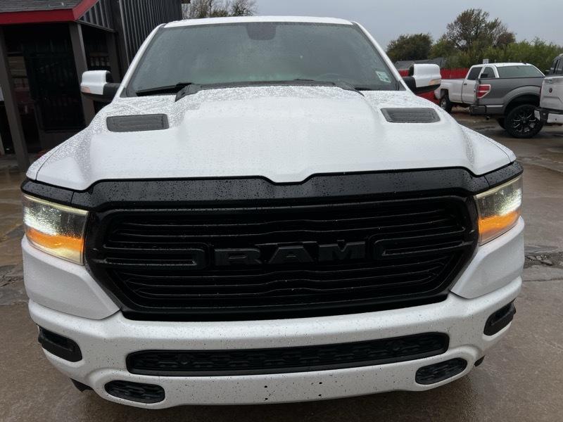 RAM 1500 4WD Crew Cab 140.5" Laramie 2020