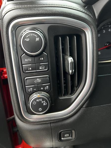 Chevrolet Silverado 1500 4WD Crew Cab 143.5" LT 2019