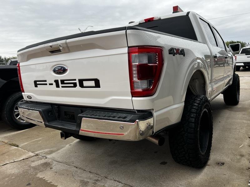 Ford F-150 4WD SuperCab 133" Lariat 2021