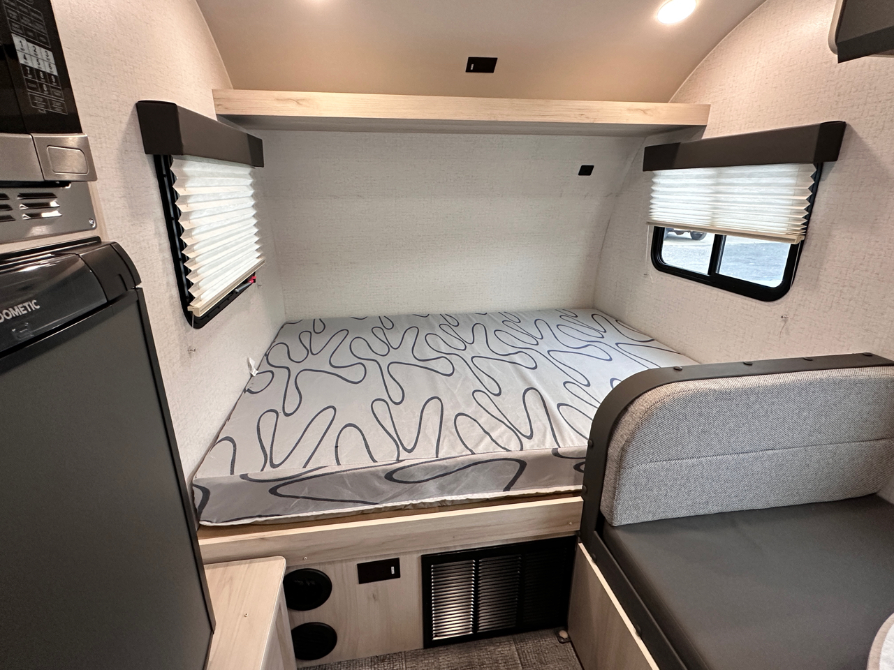 Winnebago Ultra Lite  2022 Winnebago Ultra Lite  2022