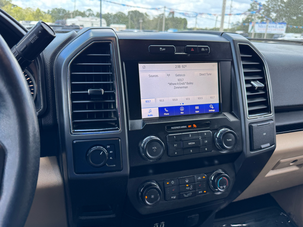 Ford F-150 XLT SuperCrew 6.5-ft. Bed 4WD 2020 Ford F-150 XLT SuperCrew 6.5-ft. Bed 4WD 2020