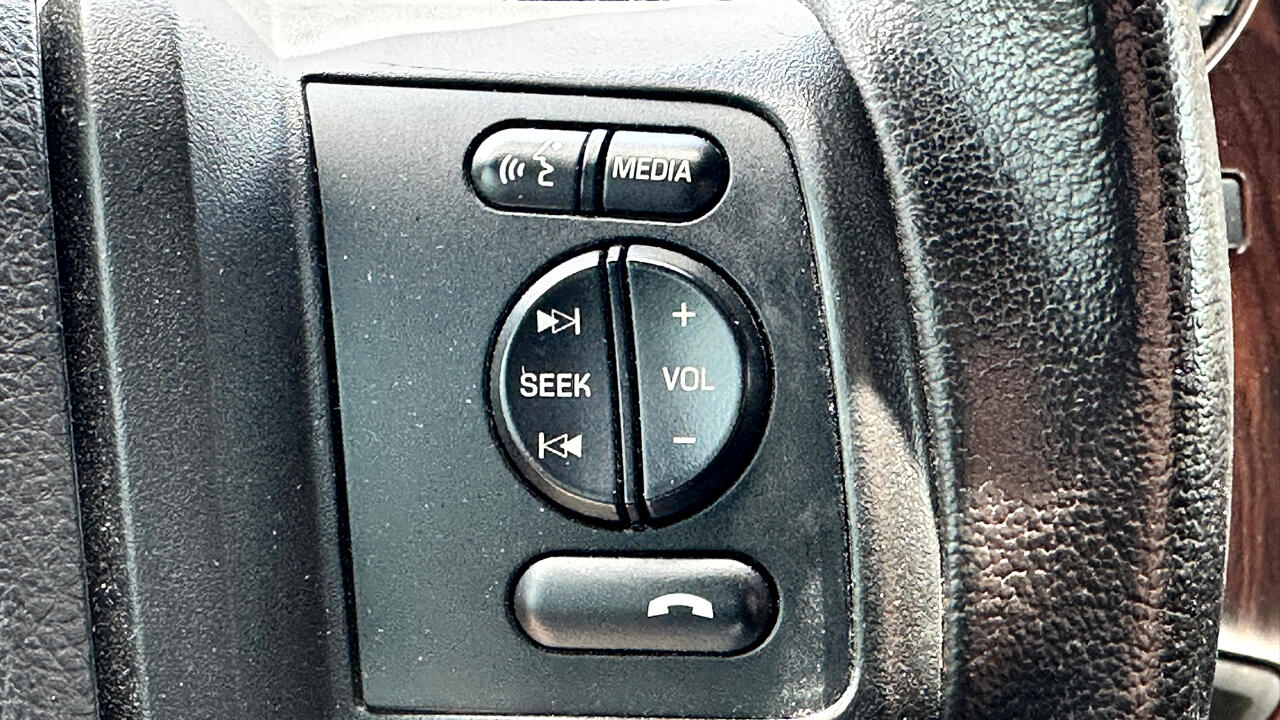 Ford F-250 SD Lariat Crew Cab SWB 4WD 2014 Ford F-250 SD Lariat Crew Cab SWB 4WD 2014