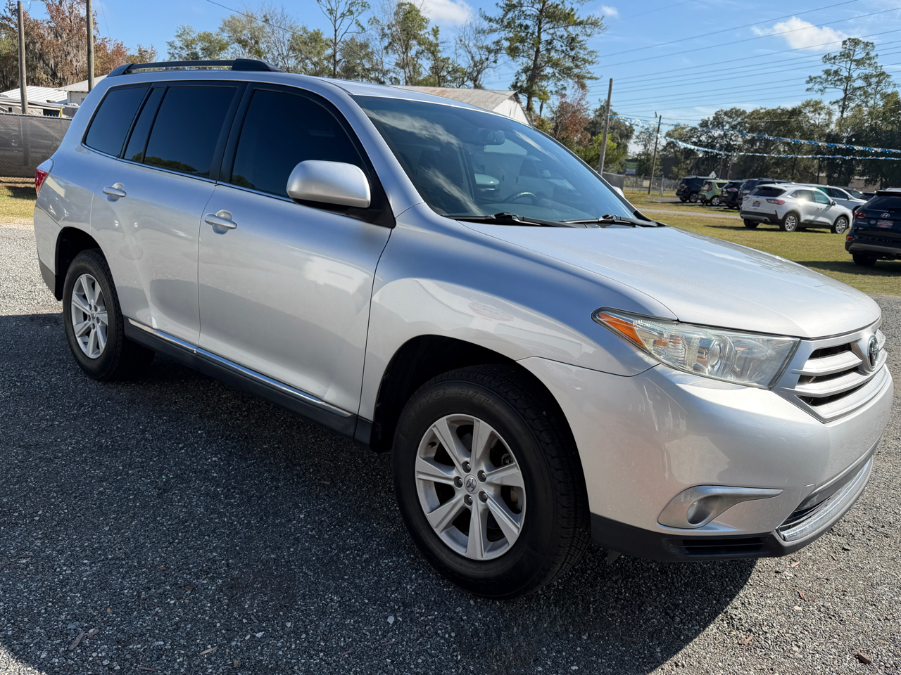 Toyota Highlander SE FWD V6 2012