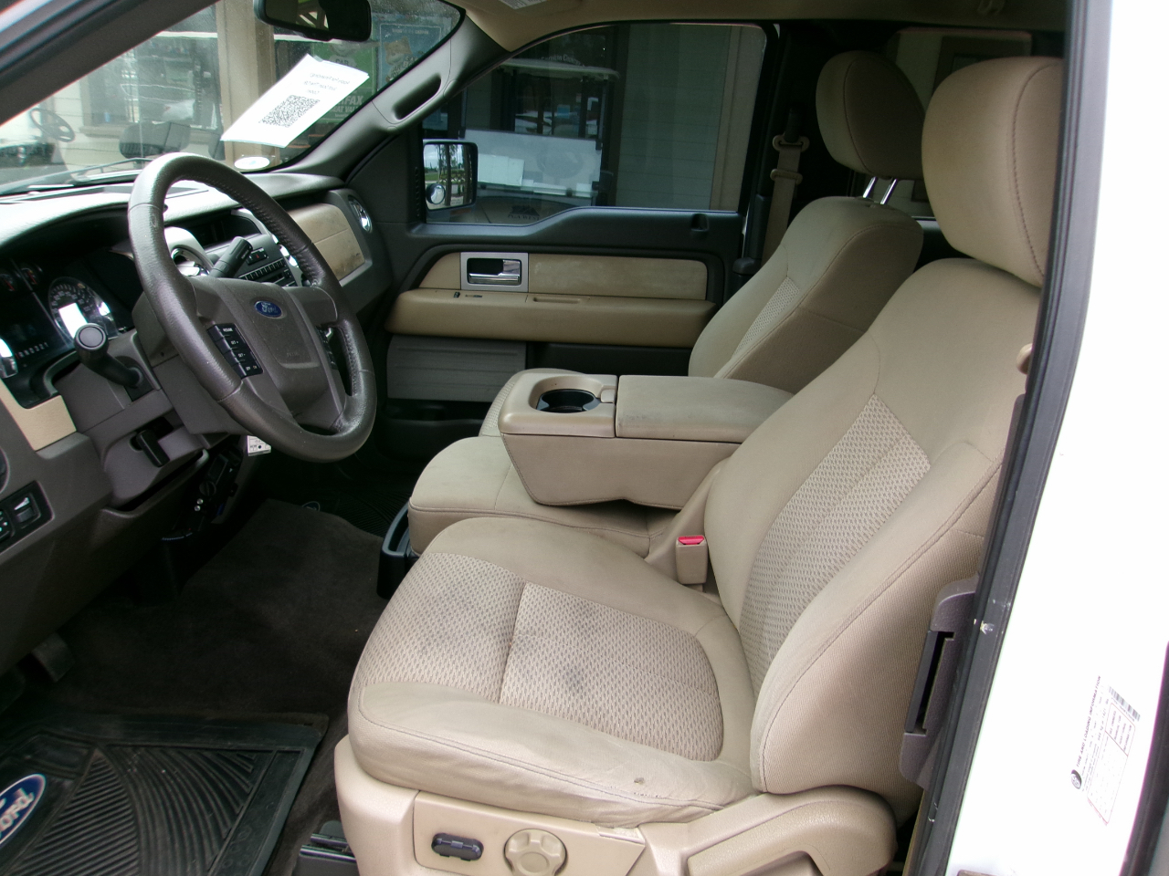 2009 Ford F-150 XLT photo 4