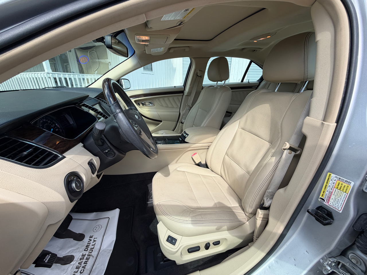 Ford Taurus Limited FWD 2013 Ford Taurus Limited FWD 2013