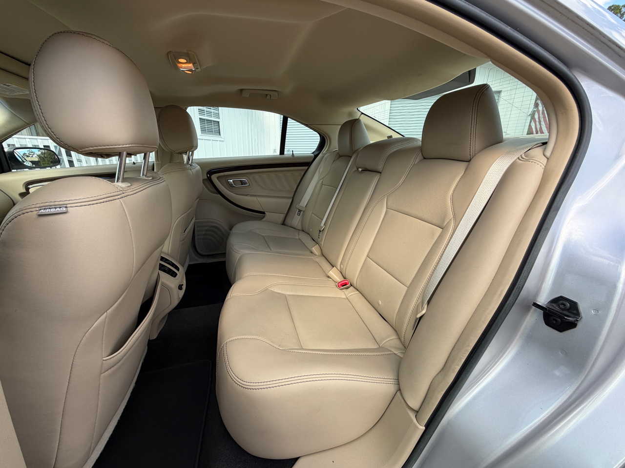 Ford Taurus Limited FWD 2013 Ford Taurus Limited FWD 2013