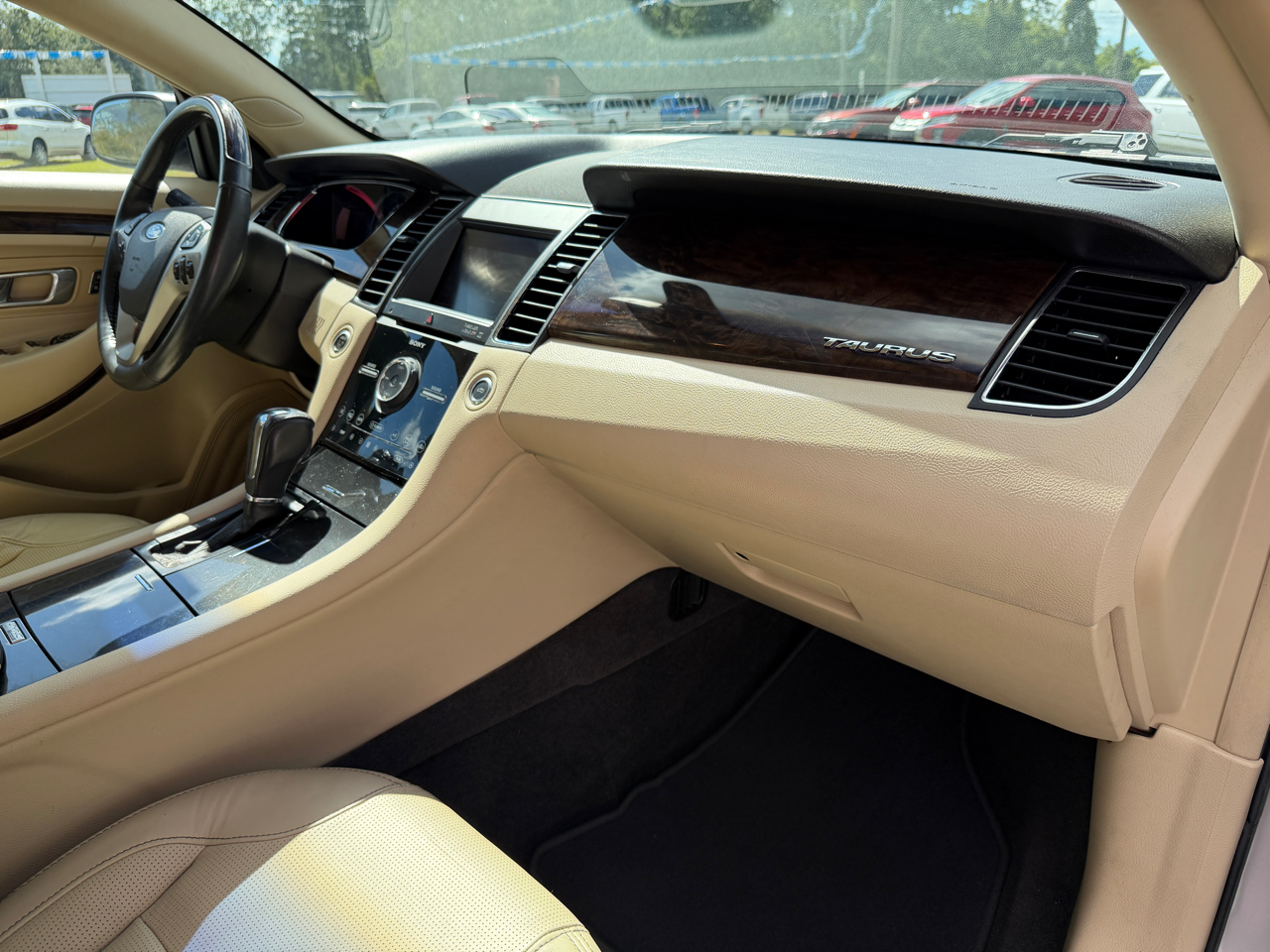 Ford Taurus Limited FWD 2013 Ford Taurus Limited FWD 2013
