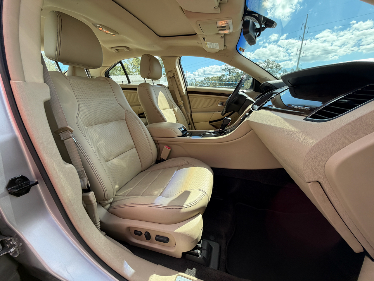 Ford Taurus Limited FWD 2013 Ford Taurus Limited FWD 2013