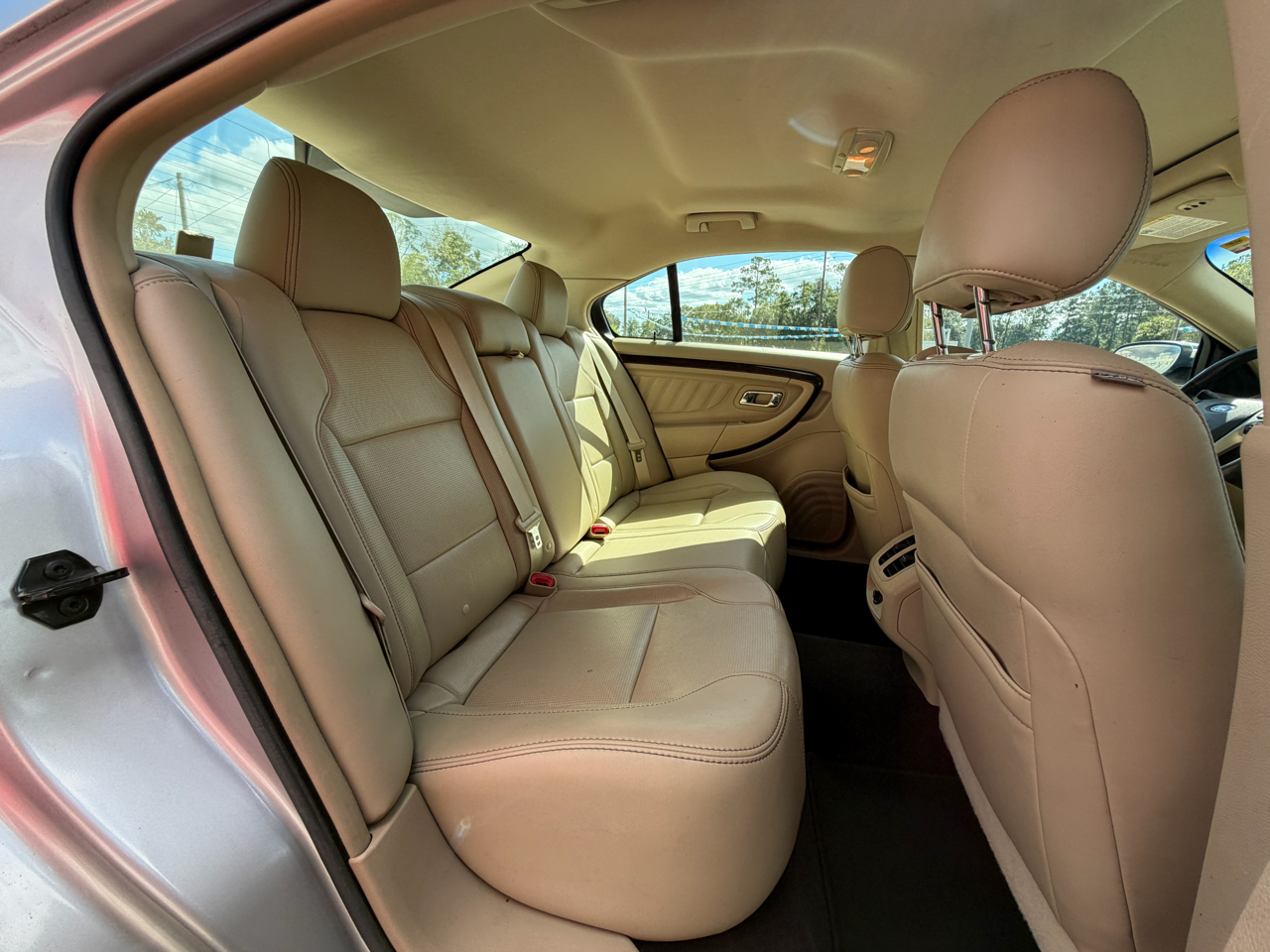 Ford Taurus Limited FWD 2013 Ford Taurus Limited FWD 2013