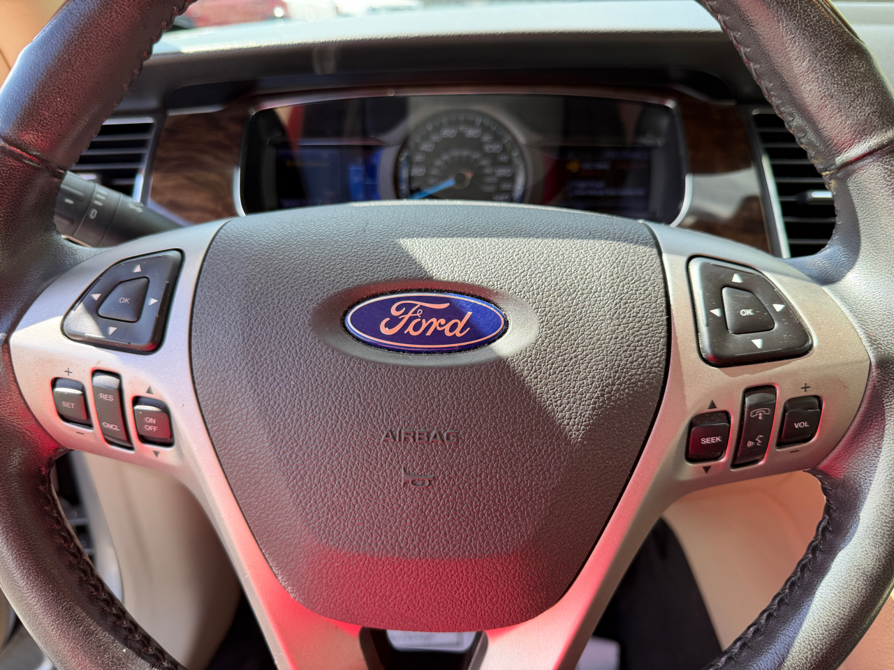 Ford Taurus Limited FWD 2013 Ford Taurus Limited FWD 2013