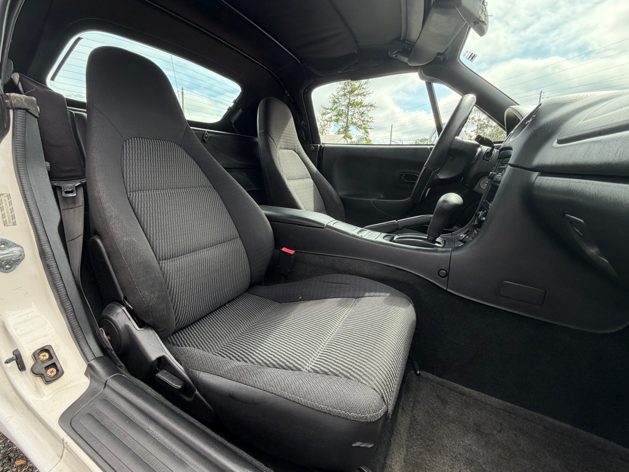 Mazda MX-5 Miata Base 1999 Mazda MX-5 Miata Base 1999