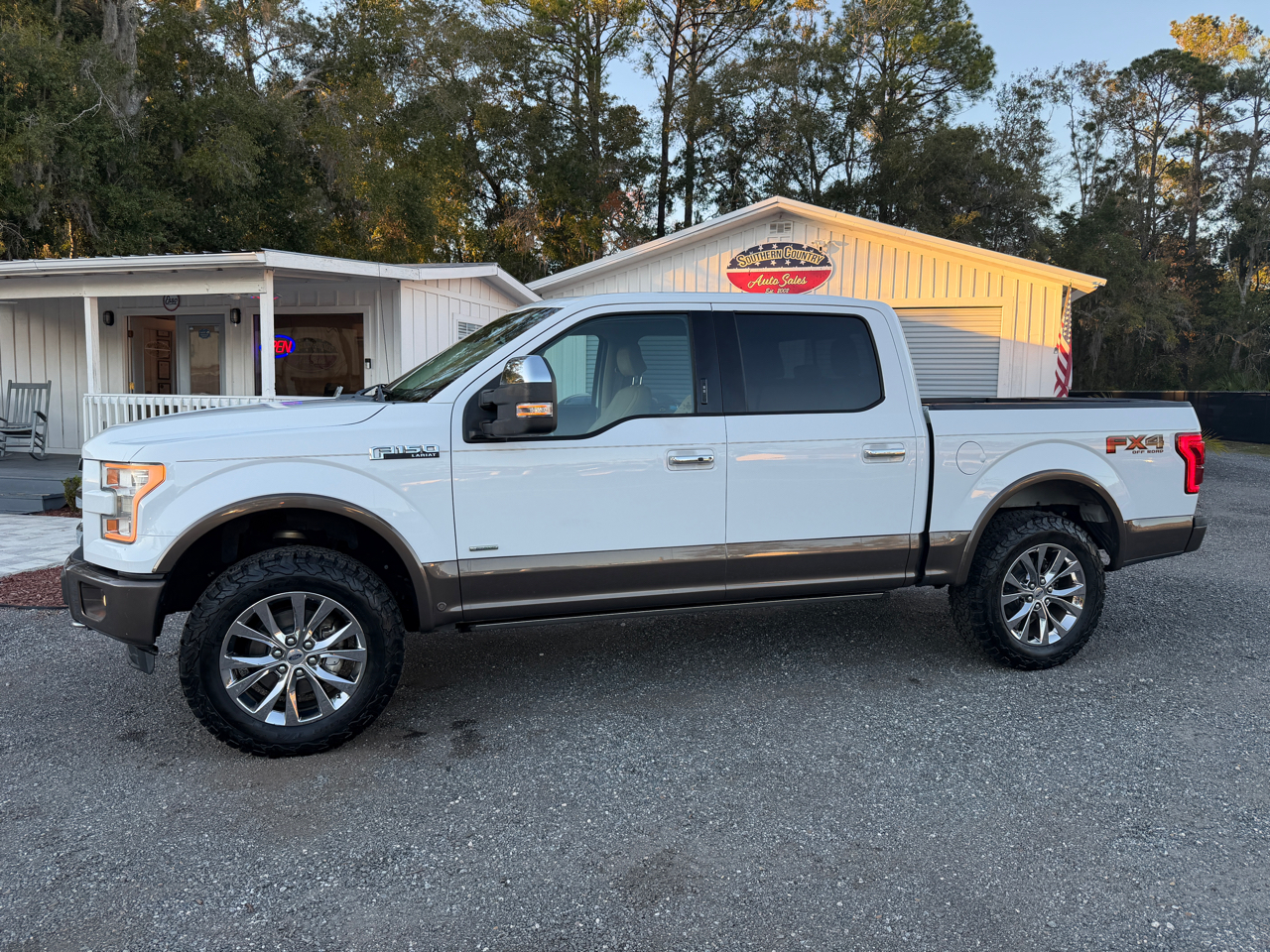 2016 Ford F-150 Lariat's photo